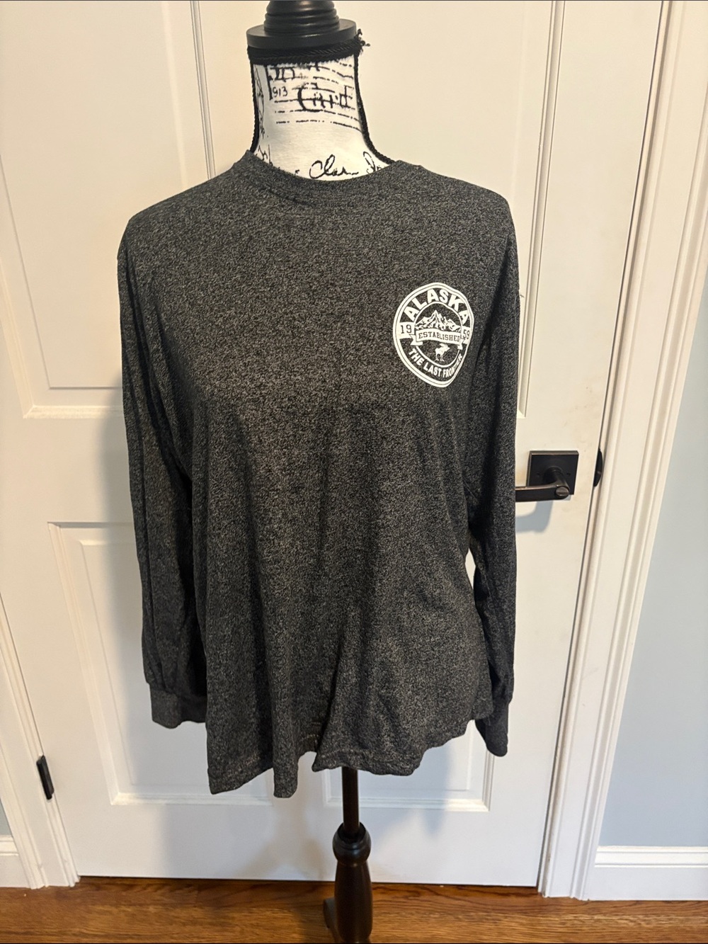 Alaska Graphic Long-Sleeve Tee - Dark Gray